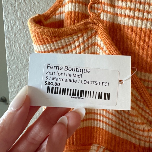 Never worn - Picture 4 of 4